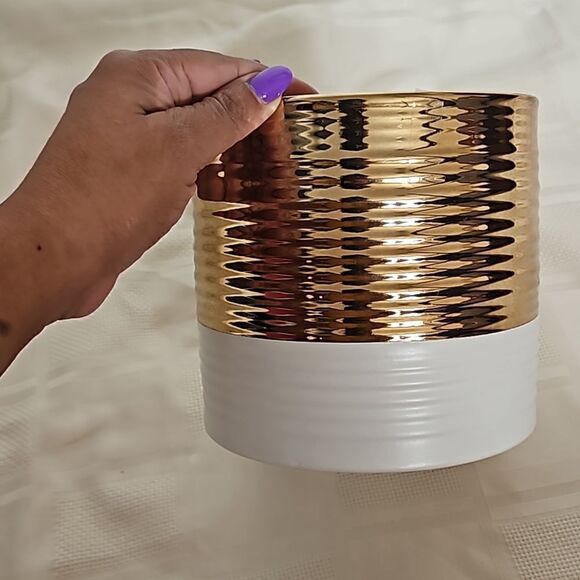 Ceramic Vase Rose Gold/ White 7×7 - Picture 13 of 16